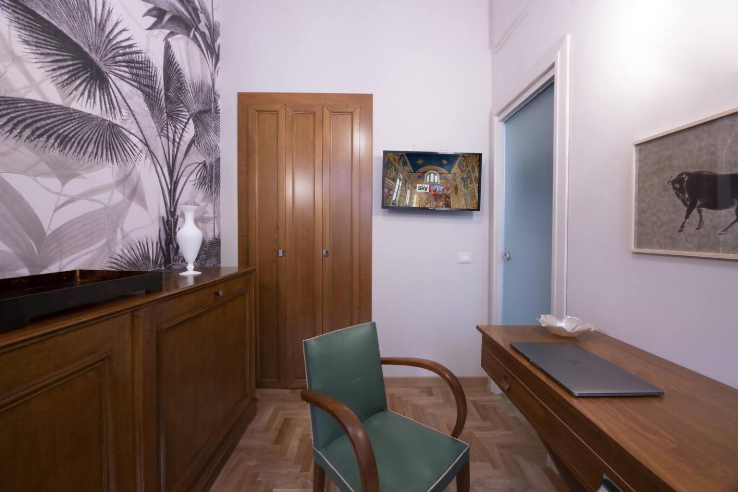 Maison Et Lorangerie Rom